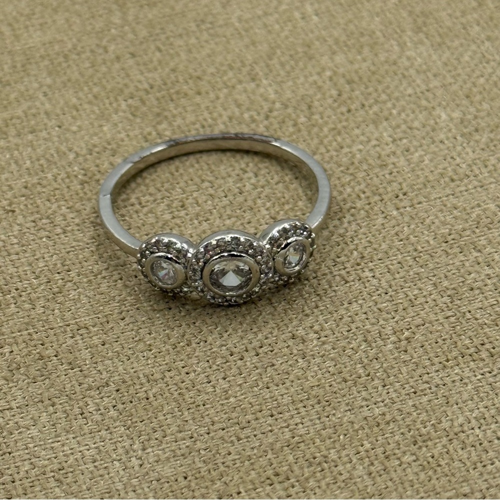 Elegant Silver tone Ring with Crystal Accents